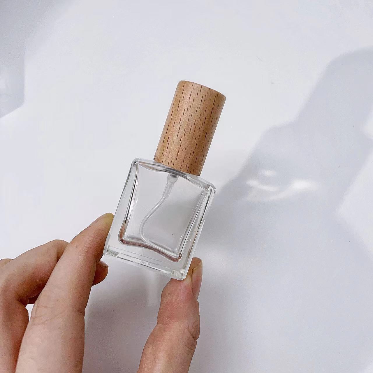 10ml Transparent Thick Glass P - Perfume Fragrance Book recensie en prijs